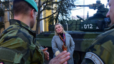 Jana Černochová: Zvážíme vyslání vojáků na Ukrajinu, pokud o to Kyjev požádá
