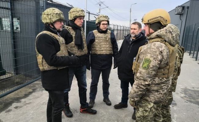 Ministři zahraničních věcí České republiky a Slovenska přijeli s inspekcí na Donbas